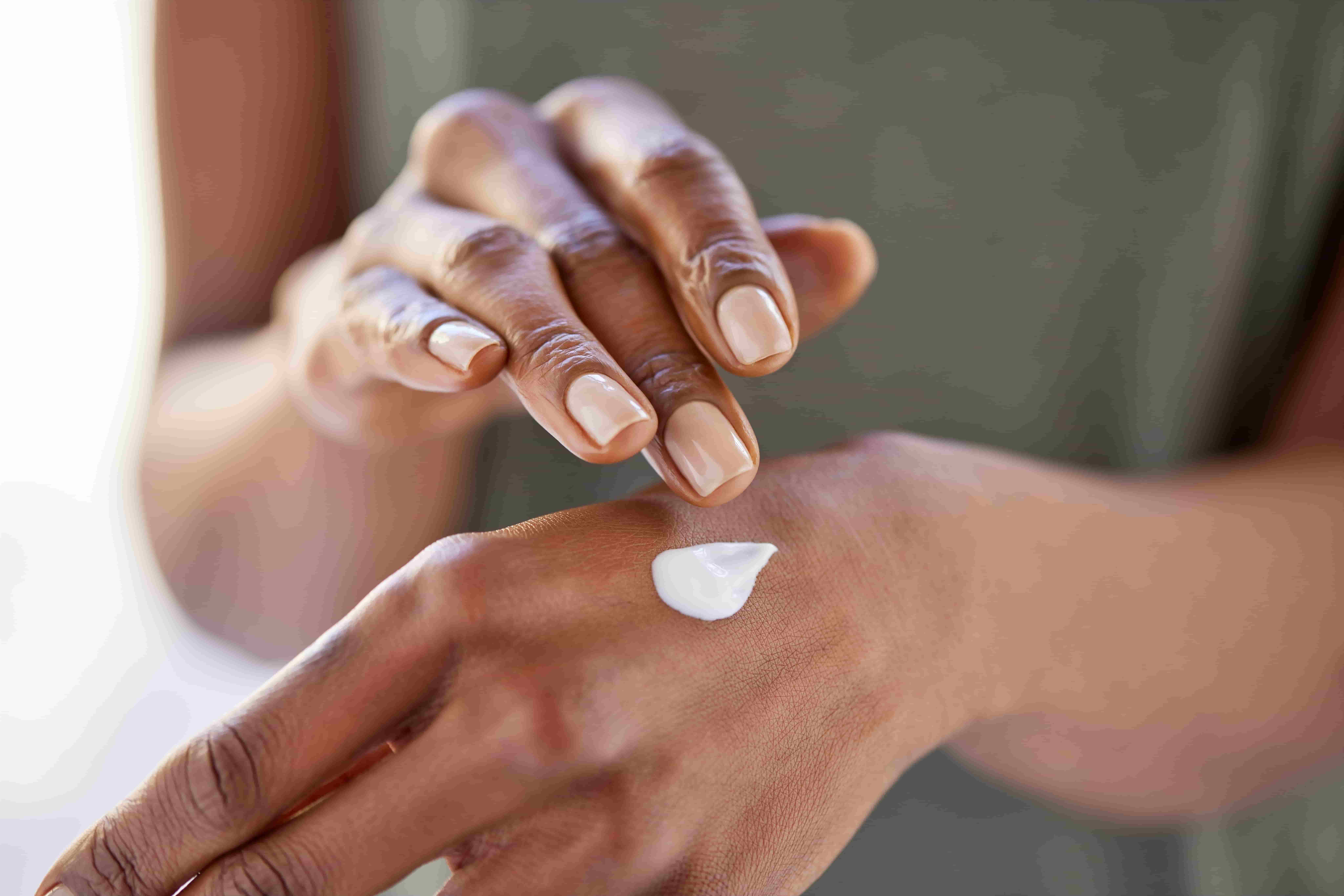 Soins du corps pour une peau hydratée et radieuse toute l’année